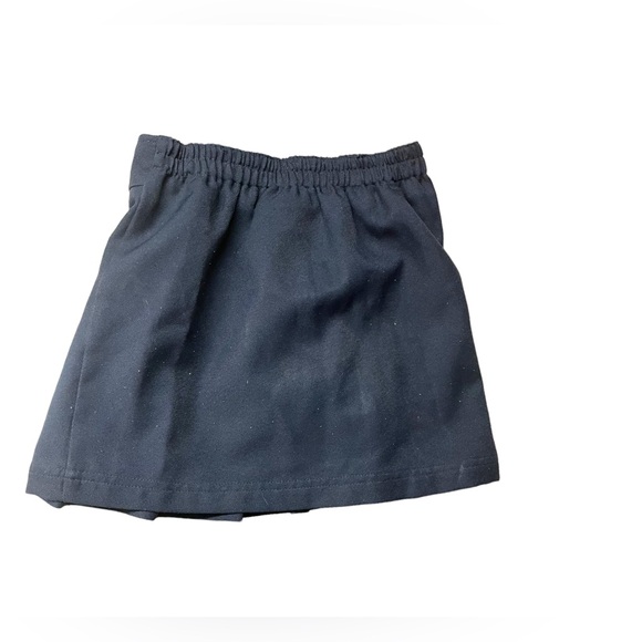✨GIRLS NAVY UNIFORM SKORT✨ - Picture 3 of 5